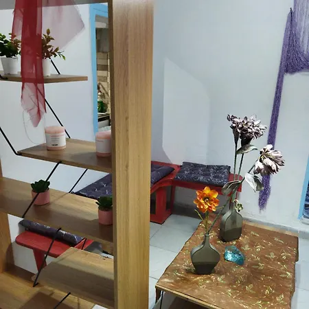 Cat House Apartment *